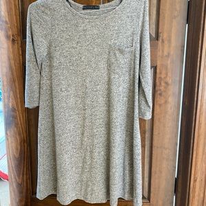 Grey 3/4 sleeve dress